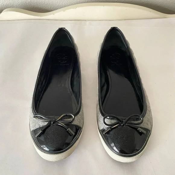 Tory Burch Skylar Slip-On Bow Ballet Grey Quilted Wool Patent Black Leather Shoe - Picture 2 of 9